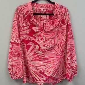 Lilly Pulitzer large Elsa blouse in a pink floral